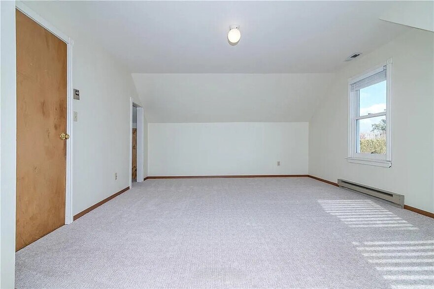 Building Photo - 1208 E Mountain View Ave