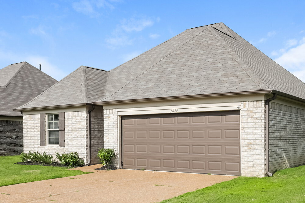 Building Photo - 1074 Darren Cir E