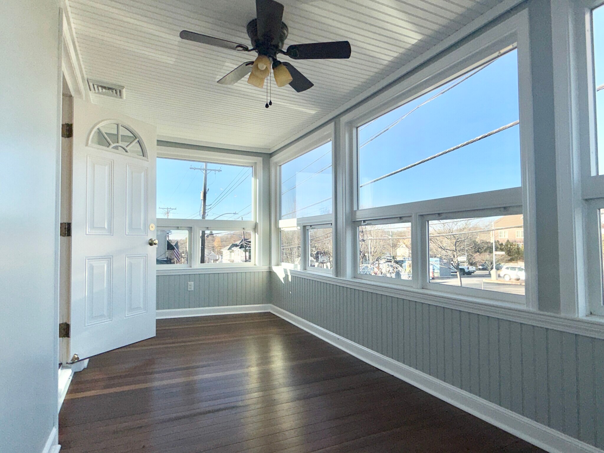 Building Photo - 1037 Cass Ave