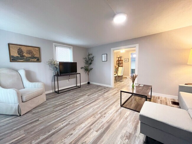 Primary Photo - 3923 Bluestone Rd