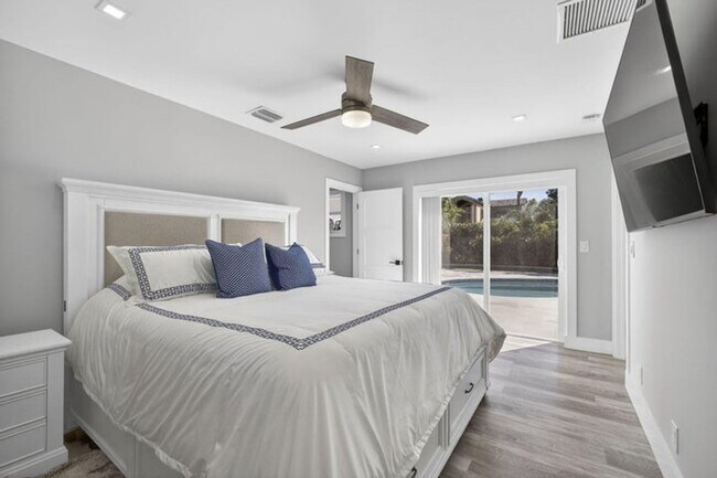 Building Photo - 2388 S Wallen Dr