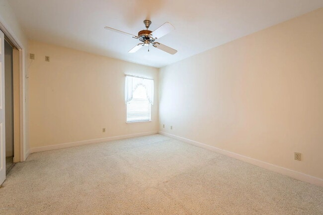 Building Photo - Spacious 4 bedroom house with 2.5 baths in desirable gated LaCita neighborhood