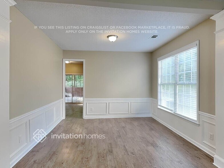 Building Photo - 2903 Cottesford Way SE