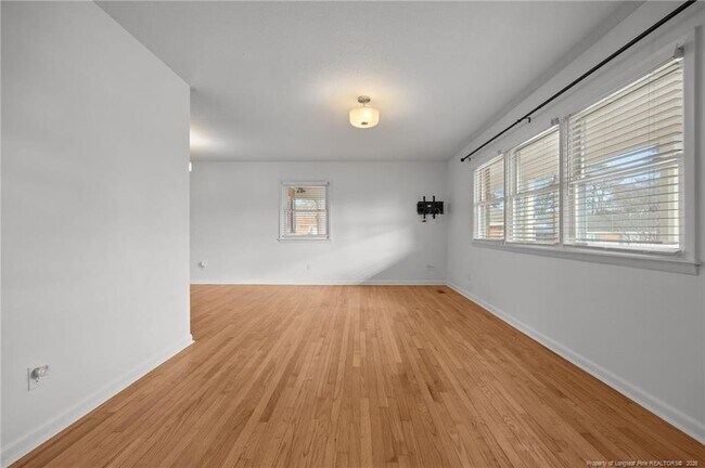 Building Photo - 5419 Laramie Ct