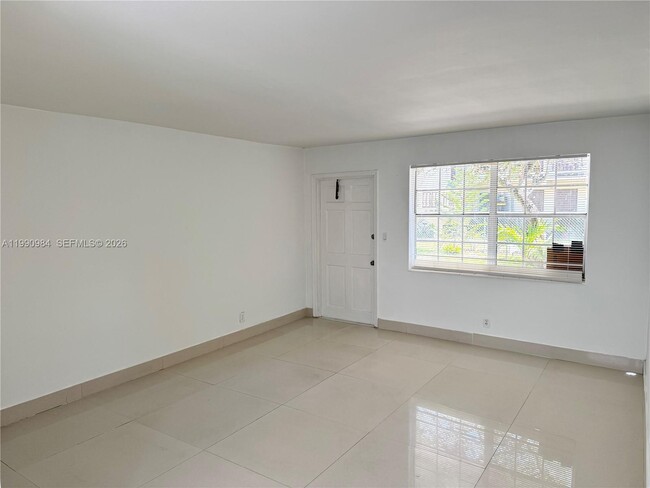 Building Photo - 5211 SW 91st Ave