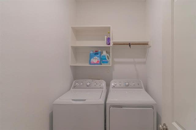 Building Photo - 2106 Fimbry dr