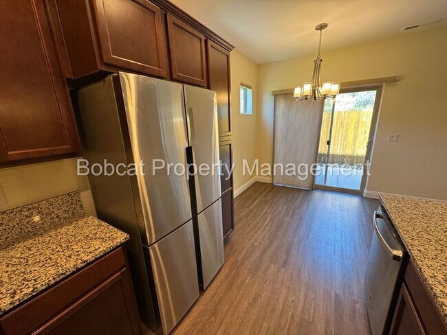 Building Photo - 1226 Saltern Dr