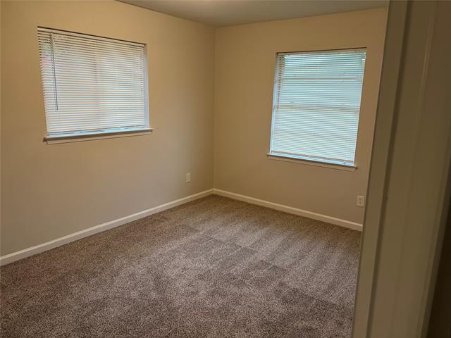 Building Photo - 2410 Viva Dr