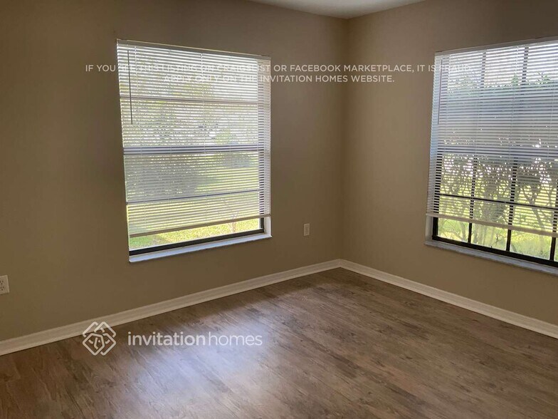Building Photo - 8041 56th Ct E