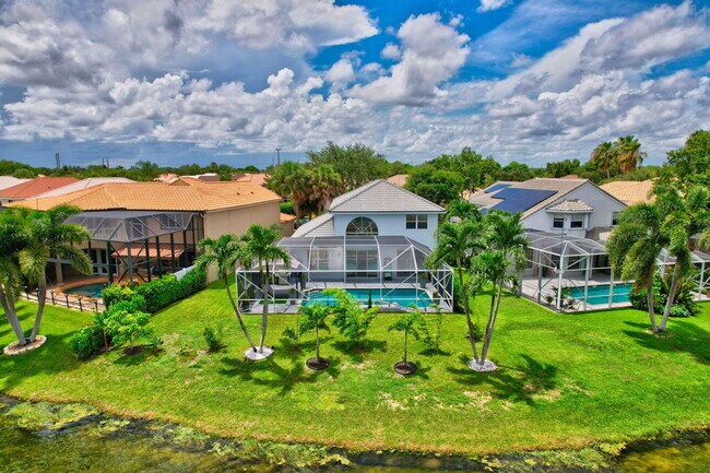 Building Photo - 10872 Tamoron Ln