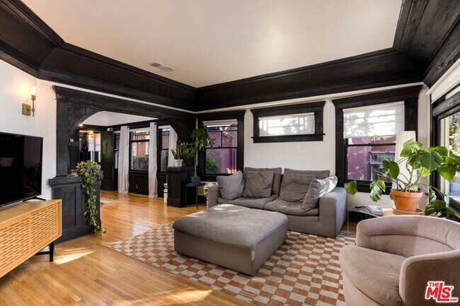 Building Photo - 3438 4th Ave