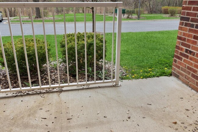 Building Photo - 801 N McLean Blvd