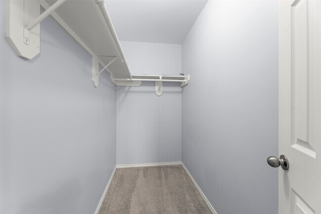 Building Photo - 11745 Logan Ridge Dr