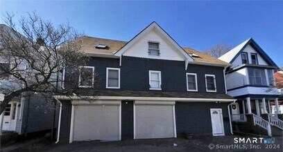 Building Photo - 32 Platt St