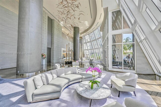 Building Photo - 1830 S Ocean Dr