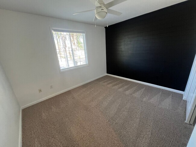 Building Photo - 30133 Destiny Dr