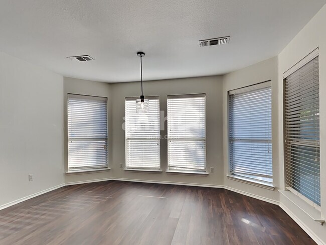 Building Photo - 7307 Fossil Garden Dr