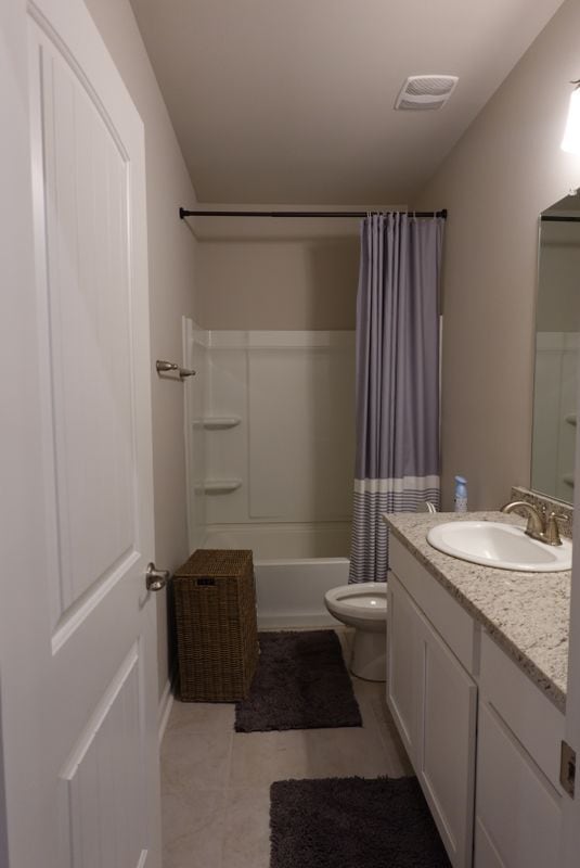 Building Photo - 401 Dua Ln