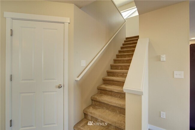 Building Photo - Your Perfect Lake Stevens Home — Stylish, ...