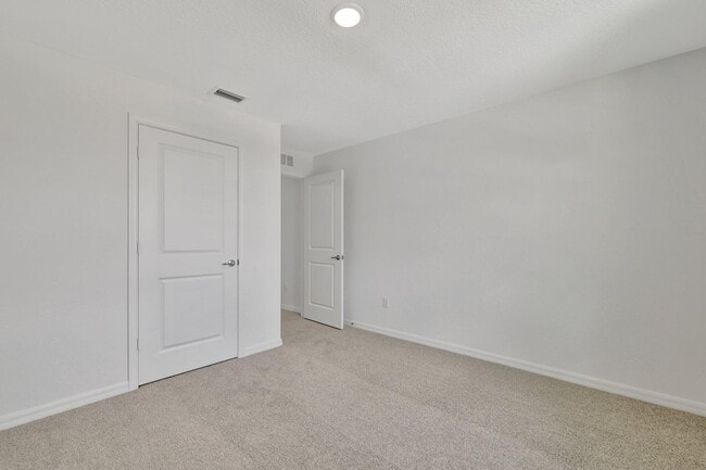 Building Photo - 4977 Armina Pl