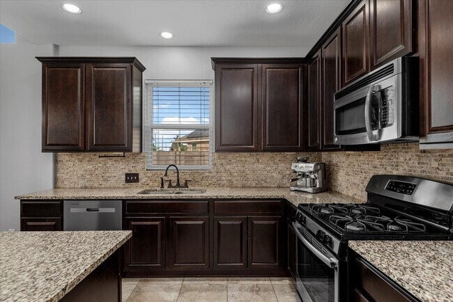 Building Photo - 32027 Steven Springs Dr