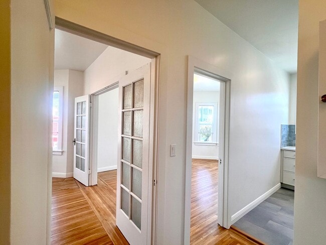 Building Photo - Fully Renovated Bright Corner Apartment wi...