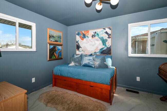 Building Photo - 16615 Walcliff Dr