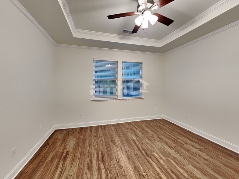 Building Photo - 728 Callan Ct