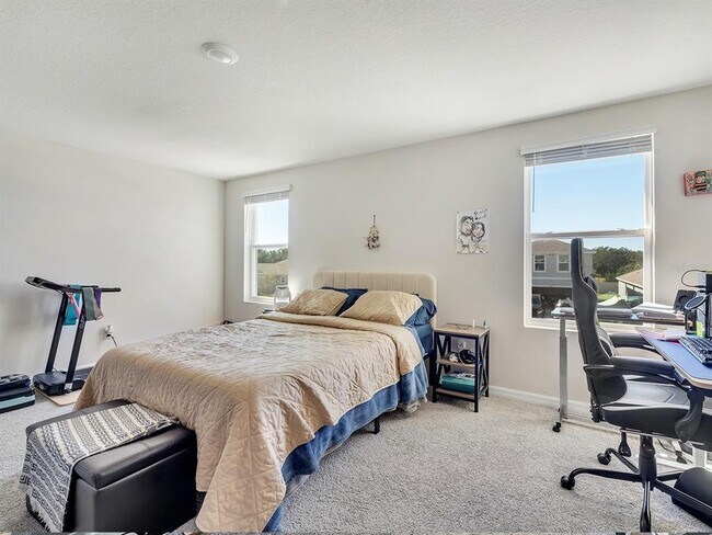 Building Photo - 3117 Rock Sound St