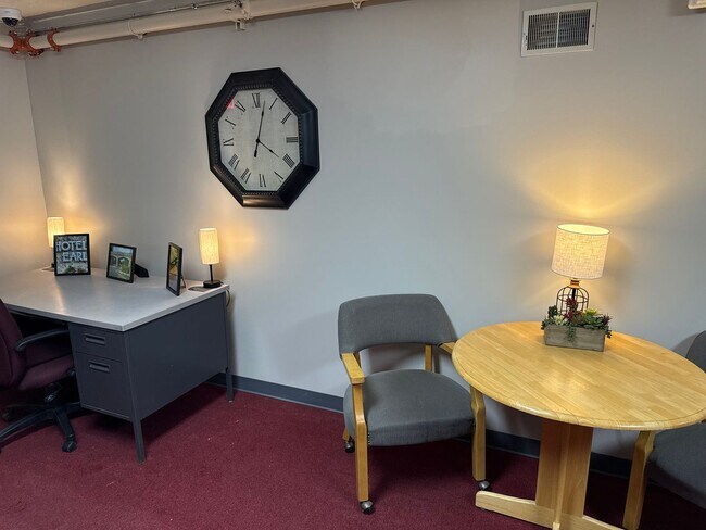 Building Photo - 104 State St