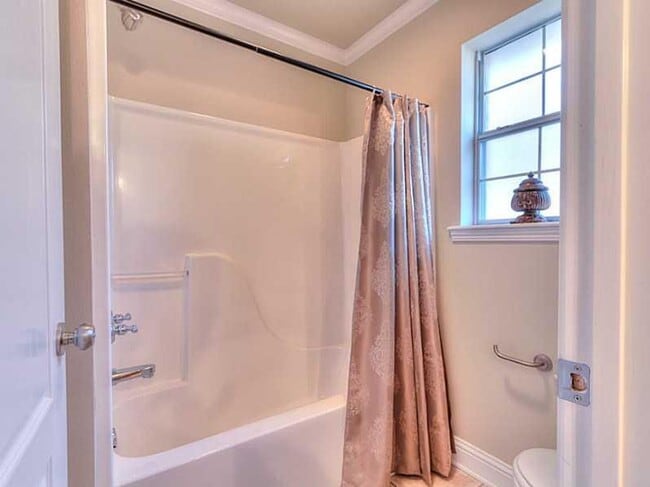 Building Photo - 5012 Tensas Dr