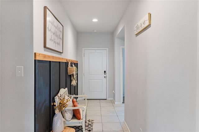 Building Photo - 16429 Porterfield Ln