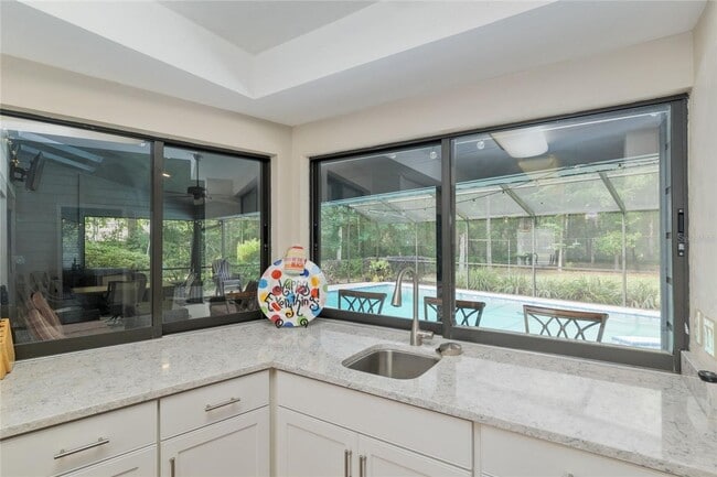 Building Photo - Beautiful Home in Landmark Woods