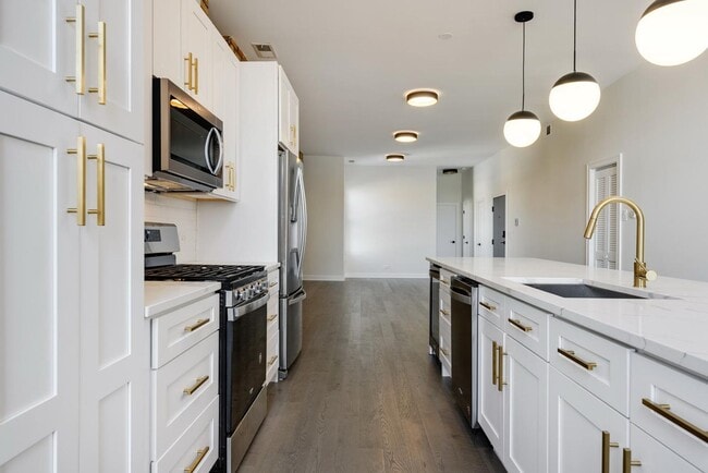 Building Photo - 06 - Mil 1371 LLC