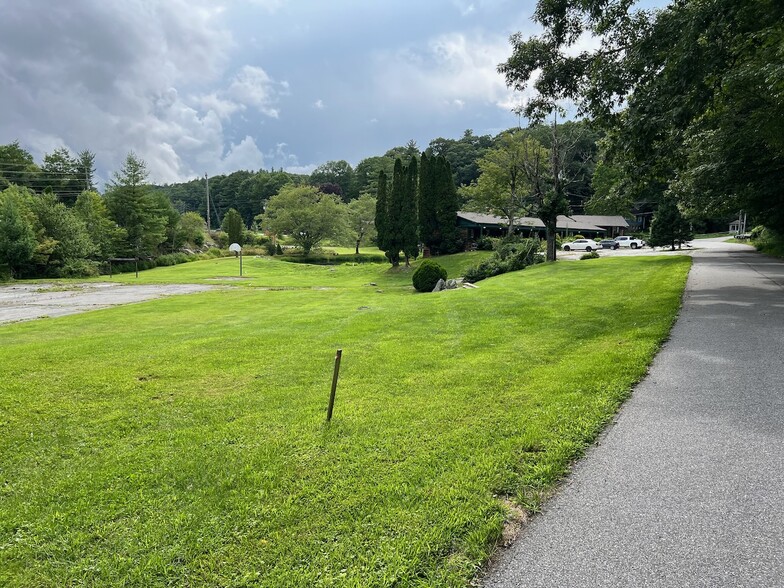 Large Grassy Area - 131 Old US Highway 321