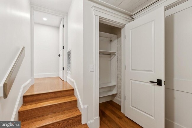 Building Photo - 1641 R St NW