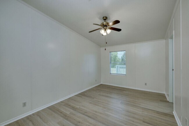 Building Photo - 132 Co Rd 247