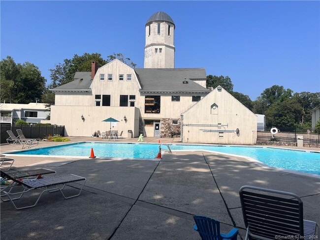 Building Photo - 60 Olcott Way