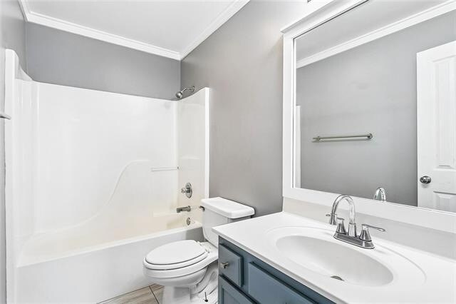 Building Photo - 57400 Oak Ave