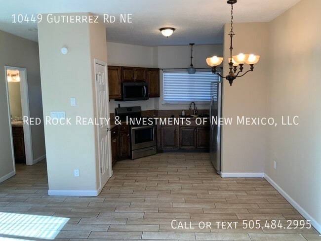 Building Photo - 10449 Gutierrez Rd NE