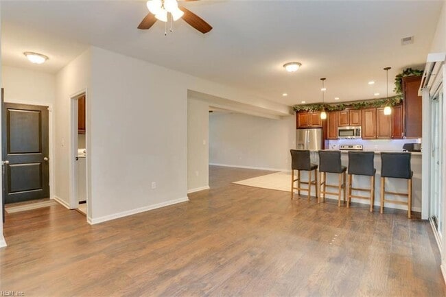 Building Photo - 1477 Morgan Dr