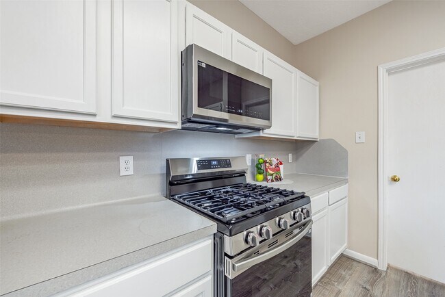 Building Photo - 5115 Cherrywood Ct