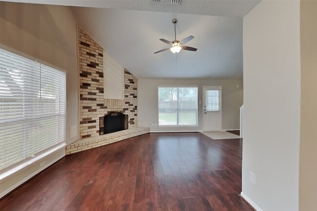 Building Photo - 22719 Garden Canyon Dr