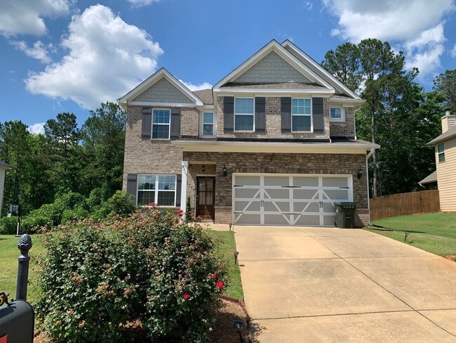 Building Photo - 2615 Dunkirk Cir
