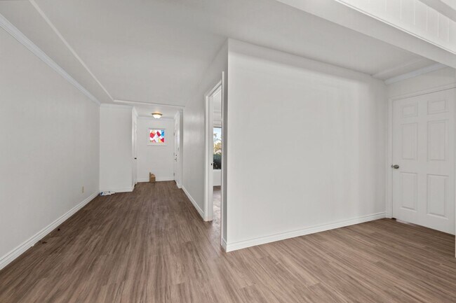 Building Photo - Oversized detached garage!