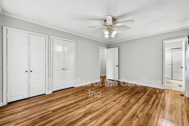 Building Photo - 810 Applegate Ct