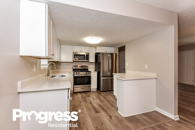 Building Photo - 2405 Betsy Ct SW