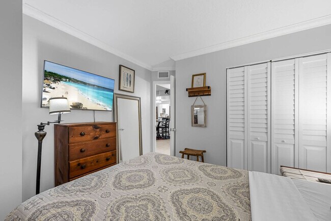 Building Photo - 1277 S Orlando Ave