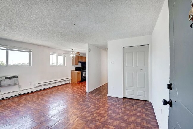 Floorplan - 10444 E 14th Ave