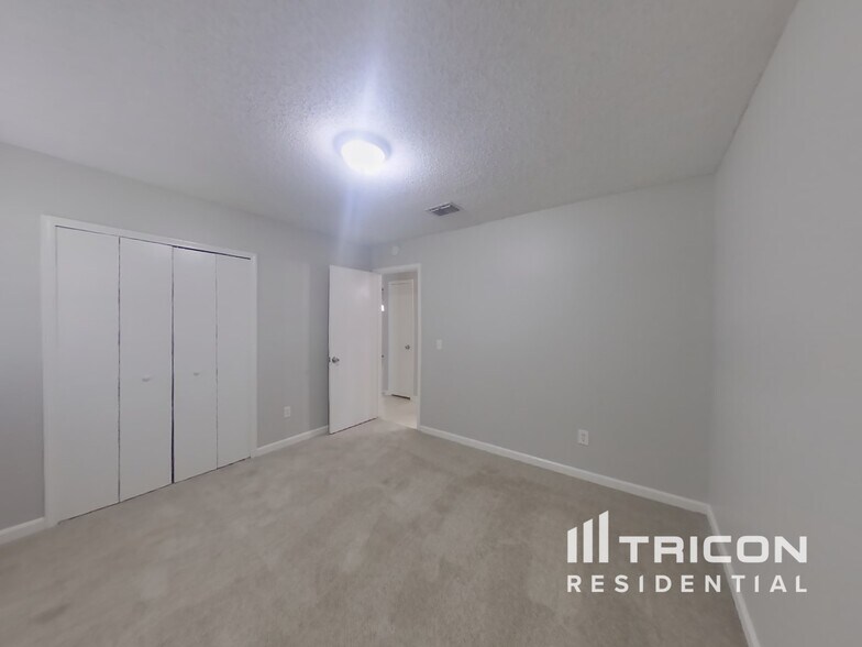 Building Photo - 11418 Prom Point Ct
